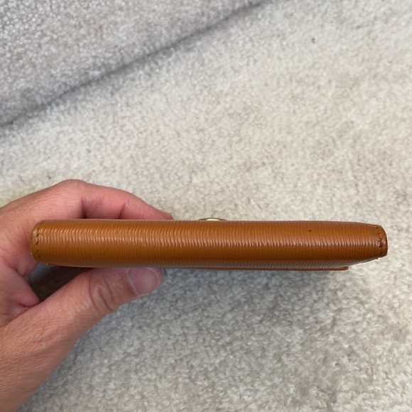 authentic vintage chloe epi leather bifold wallet - Picture 15 of 16